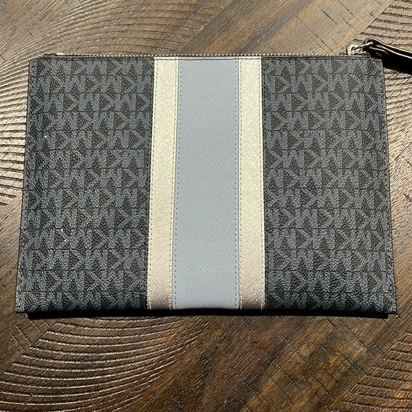 Michael Kors Clutch - Picture 2 of 2